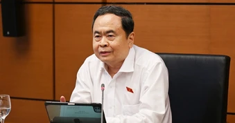 Từ câu chuyện của Singapore, Chủ tịch Quốc hội mong Việt Nam phải số hóa