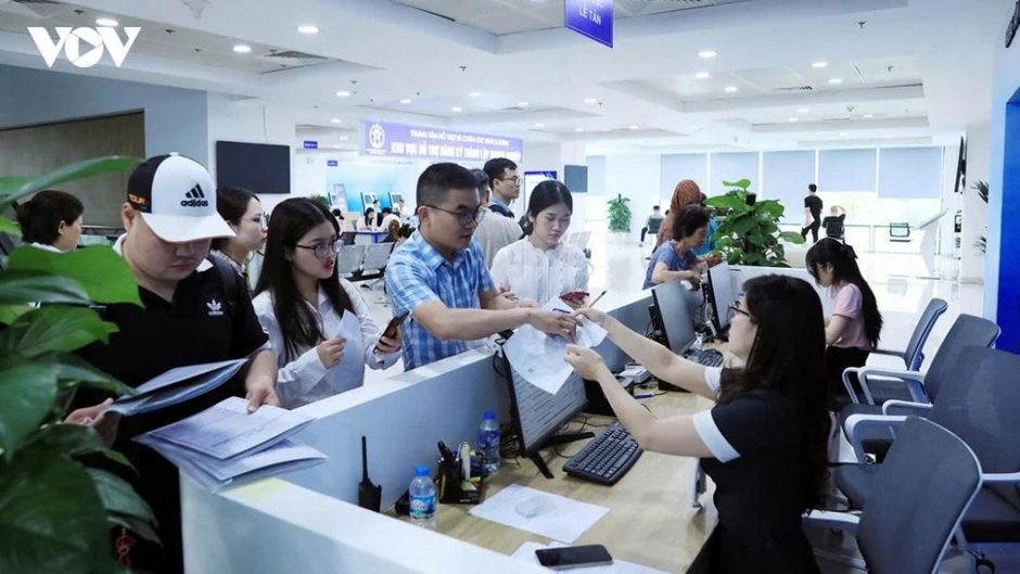 Từ “làm theo” sang “thực hành”: Tư duy chiến lược trong công tác xây dựng Đảng Từ “làm theo” sang “thực hành”: Tư duy chiến lược trong công tác xây dựng Đảng