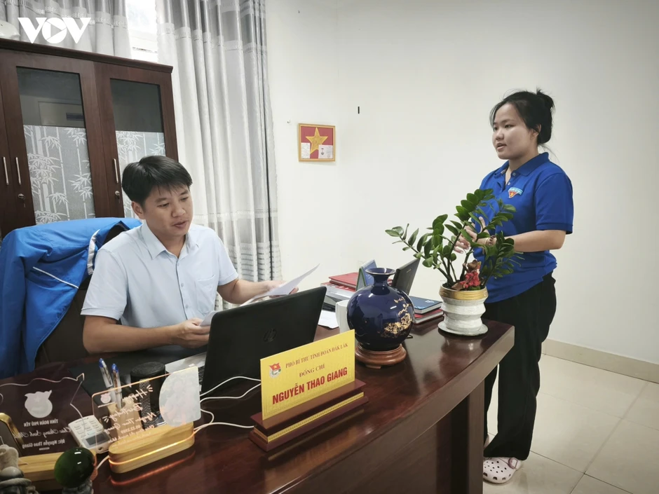 Từ mùa Thu lịch sử đến khát vọng cống hiến hôm nay Từ mùa Thu lịch sử đến khát vọng cống hiến hôm nay