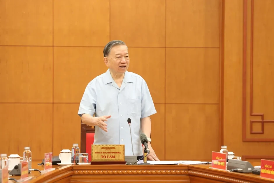 Từ Nghị quyết đến hành động: Thực hiện đến nơi đến chốn, mang lại kết quả cụ thể Từ Nghị quyết đến hành động: Thực hiện đến nơi đến chốn, mang lại kết quả cụ thể