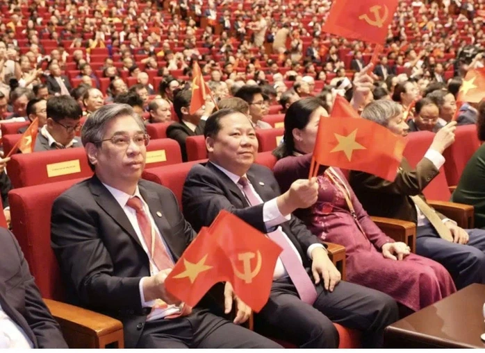 Từ vận động phong trào sang kiến tạo niềm tin Từ vận động phong trào sang kiến tạo niềm tin