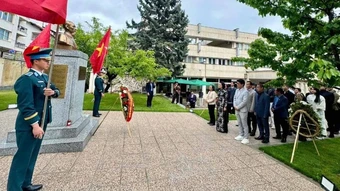 Tuổi trẻ Việt Nam tại Bulgaria học tập và làm theo tư tưởng, đạo đức, phong cách Hồ Chí Minh