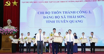 Tuyên Quang tôn vinh các tập thể và cá nhân tiêu biểu học tập, làm theo gương Bác