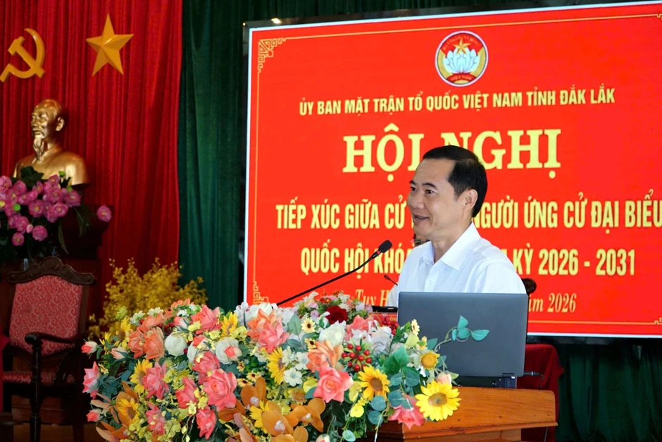 Ứng cử viên đại biểu Quốc hội nêu "ba điều phải có, bốn điều phải làm" Ứng cử viên đại biểu Quốc hội nêu "ba điều phải có, bốn điều phải làm"