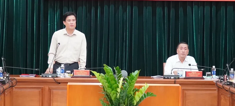 Ứng dụng chuyển đổi số trong thẩm tra lý lịch phát triển đảng viên Ứng dụng chuyển đổi số trong thẩm tra lý lịch phát triển đảng viên