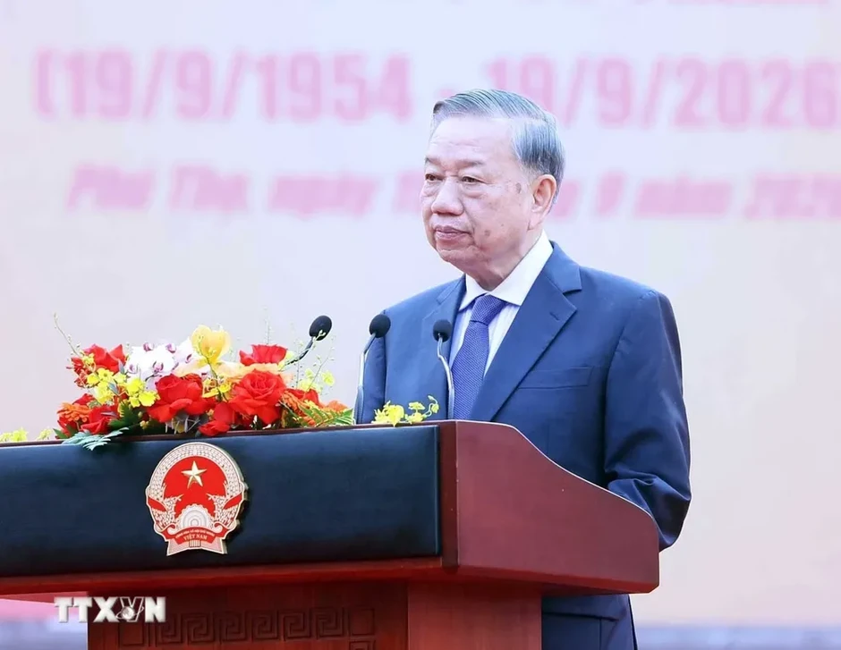 Ứng dụng công nghệ để đồng bào ở xa và bạn bè quốc tế có thể tiếp cận, tìm hiểu lịch sử - văn hóa Việt Nam (*) Ứng dụng công nghệ để đồng bào ở xa và bạn bè quốc tế có thể tiếp cận, tìm hiểu lịch sử - văn hóa Việt Nam (*)