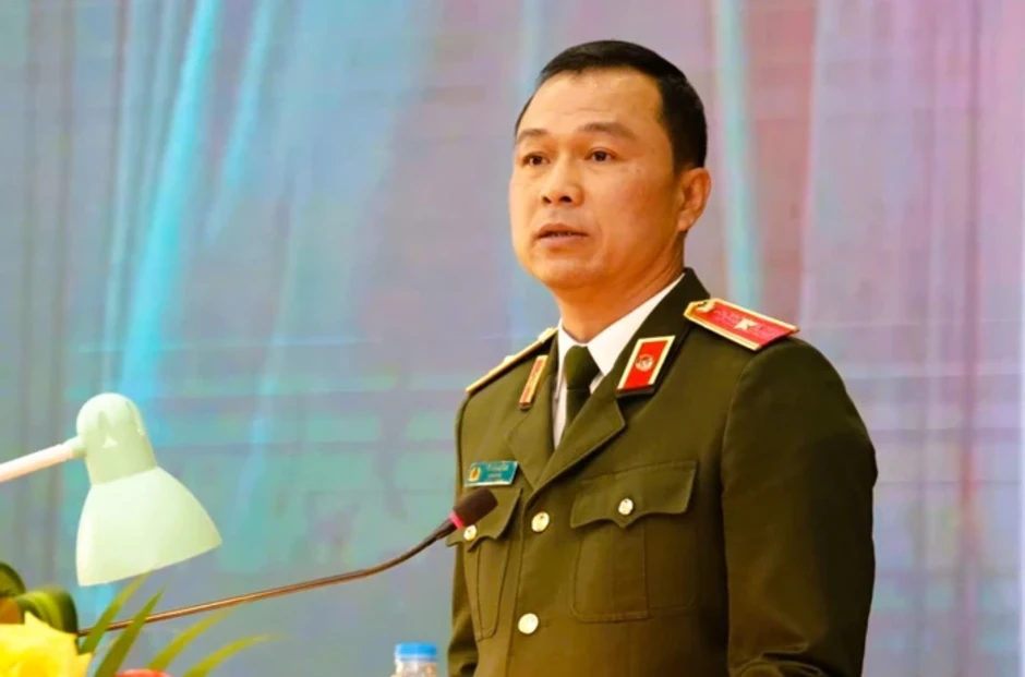 Ứng viên đại biểu HĐND tỉnh - Thiếu tướng Tô Anh Dũng: Kiên quyết đấu tranh với các loạt tội phạm Ứng viên đại biểu HĐND tỉnh - Thiếu tướng Tô Anh Dũng: Kiên quyết đấu tranh với các loạt tội phạm