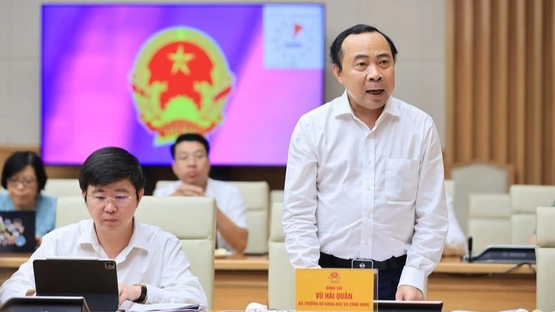 Ưu tiên nguồn lực, tăng tỷ trọng chi phát triển công nghệ chiến lược, công nghệ lõi Ưu tiên nguồn lực, tăng tỷ trọng chi phát triển công nghệ chiến lược, công nghệ lõi