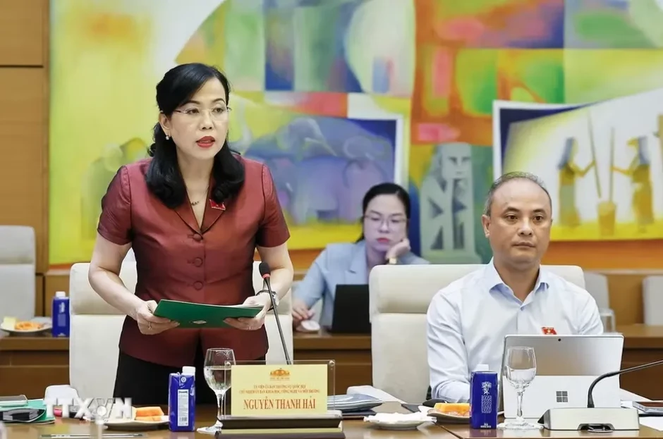 Ủy ban Khoa học, Công nghệ và Môi trường không được phép đi sau thực tiễn