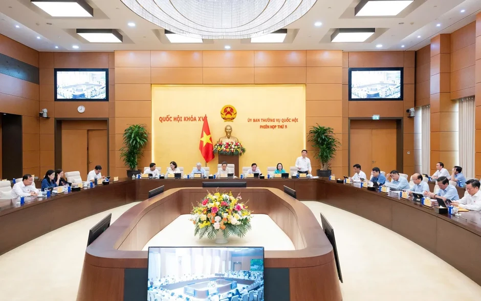 Ủy ban Thường vụ Quốc hội cho ý kiến về 25 dự án luật cùng nhiều nội dung quan trọng Ủy ban Thường vụ Quốc hội cho ý kiến về 25 dự án luật cùng nhiều nội dung quan trọng