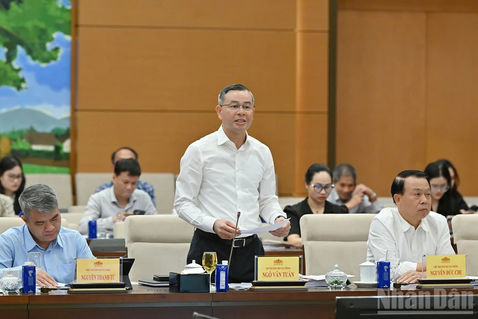 Ủy ban Thường vụ Quốc hội cho ý kiến về dự án Luật Ngân sách nhà nước (hợp nhất)