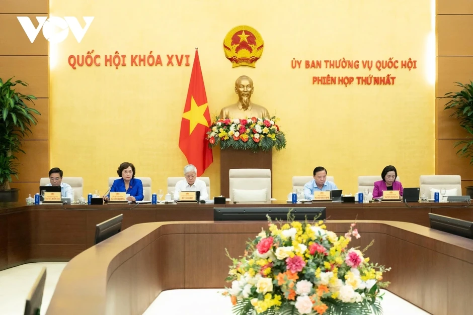 Ủy ban Thường vụ Quốc hội cho ý kiến về nhiều nội dung quan trọng Ủy ban Thường vụ Quốc hội cho ý kiến về nhiều nội dung quan trọng