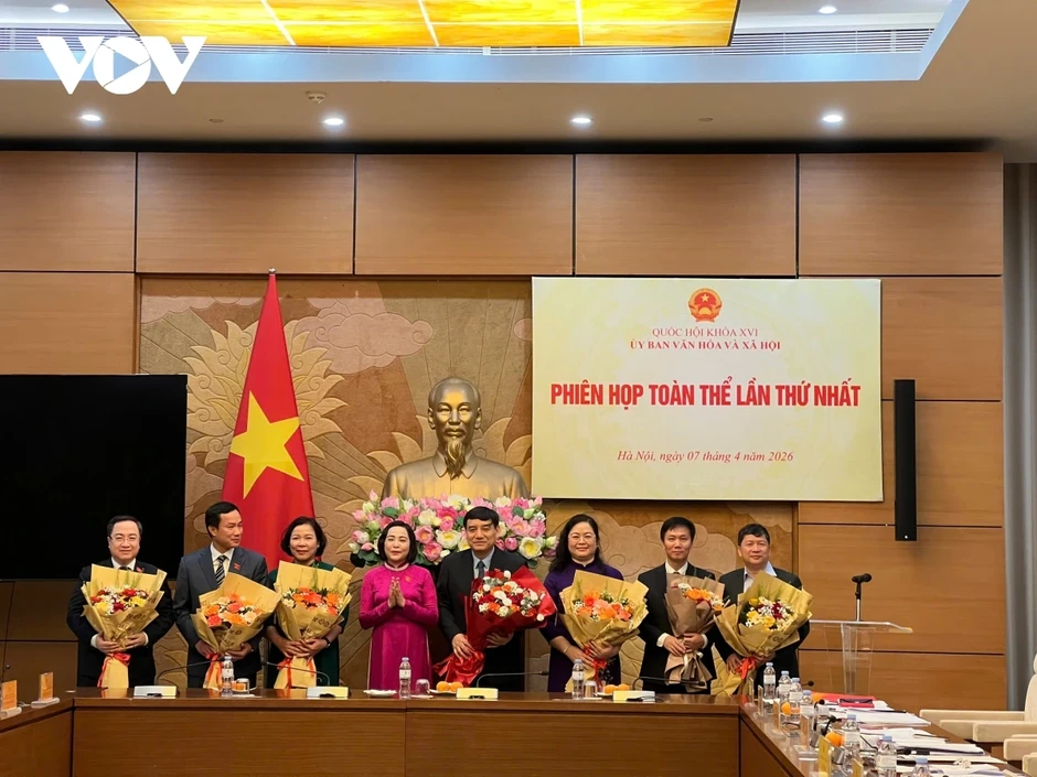 Ủy ban Văn hóa và Xã hội tổ chức Phiên họp toàn thế lần thứ Nhất Ủy ban Văn hóa và Xã hội tổ chức Phiên họp toàn thế lần thứ Nhất