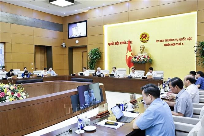 Ủy ban Thường vụ Quốc hội cho ý kiến về các dự án luật Ủy ban Thường vụ Quốc hội cho ý kiến về các dự án luật