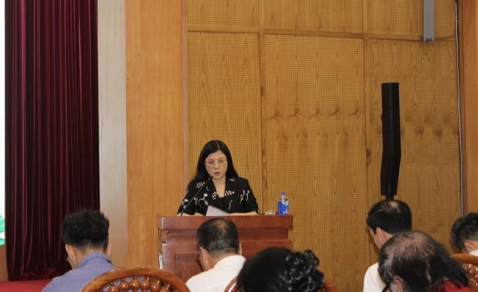 Văn học, nghệ thuật không thể đứng ngoài câu chuyện lớn của đất nước Văn học, nghệ thuật không thể đứng ngoài câu chuyện lớn của đất nước