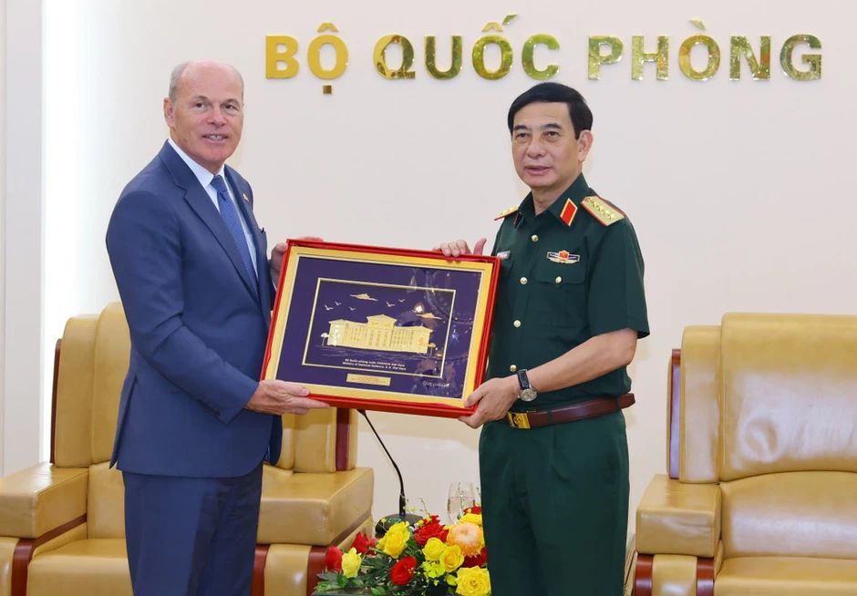 Việt Nam-Canada phối hợp triển khai hoạt động hợp tác quốc phòng Việt Nam-Canada phối hợp triển khai hoạt động hợp tác quốc phòng