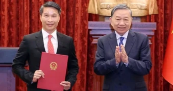 Việt Nam có 2 tân đại sứ