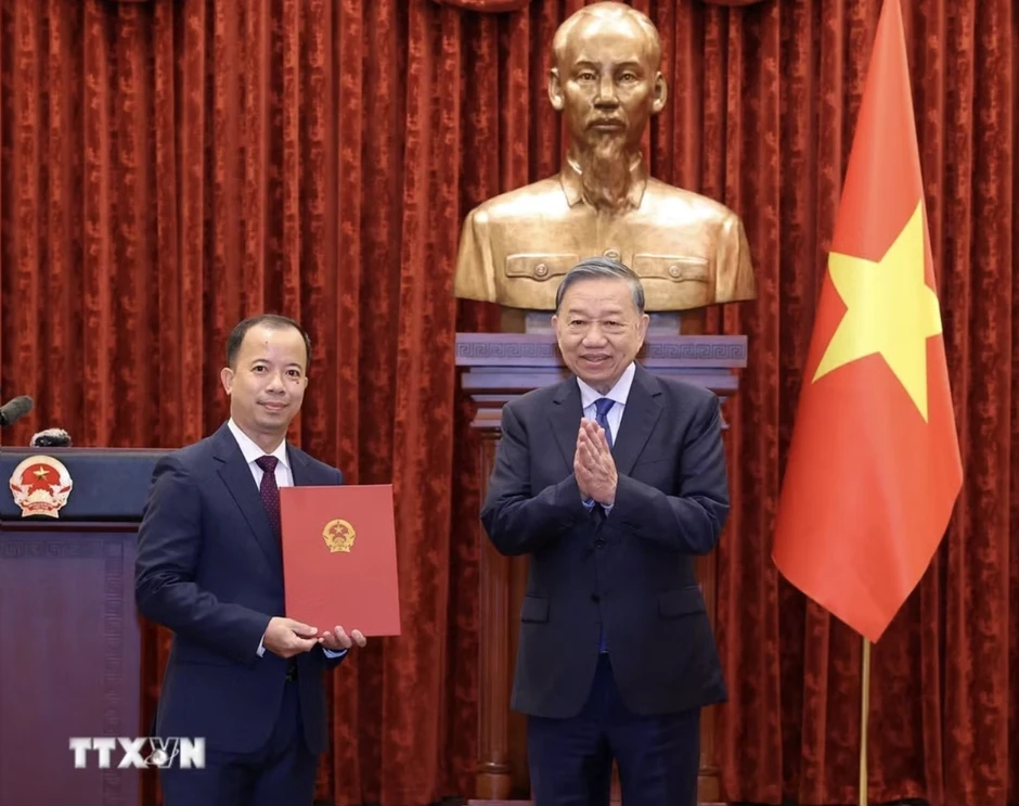 Việt Nam có 2 tân đại sứ Việt Nam có 2 tân đại sứ