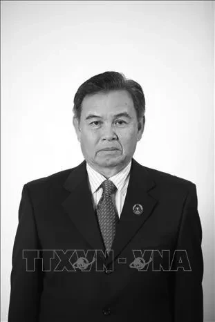 Việt Nam để tang đồng chí Saysomphone Phomvihane theo nghi thức Quốc tang 2 ngày 10 và 11-8 Việt Nam để tang đồng chí Saysomphone Phomvihane theo nghi thức Quốc tang 2 ngày 10 và 11-8