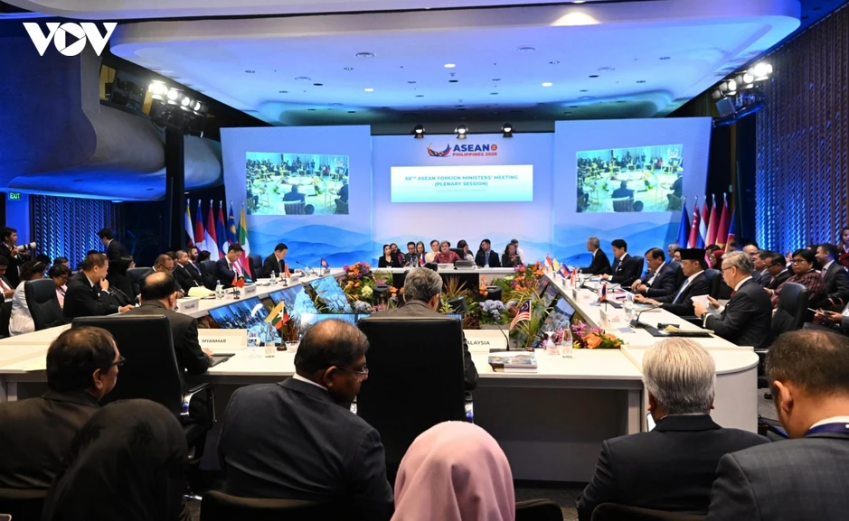 Việt Nam đồng hành và lớn mạnh cùng ASEAN Việt Nam đồng hành và lớn mạnh cùng ASEAN