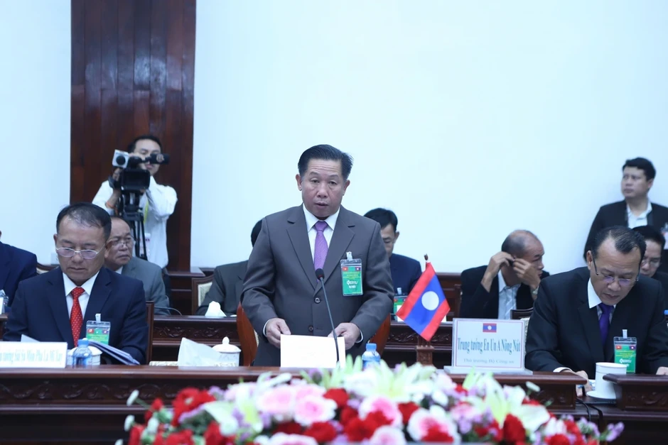 Việt Nam - Lào tăng cường hợp tác an ninh Việt Nam - Lào tăng cường hợp tác an ninh