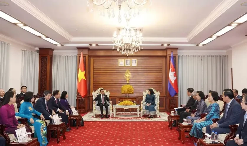 Việt Nam luôn dành ưu tiên cao cho mối quan hệ hữu nghị với Campuchia