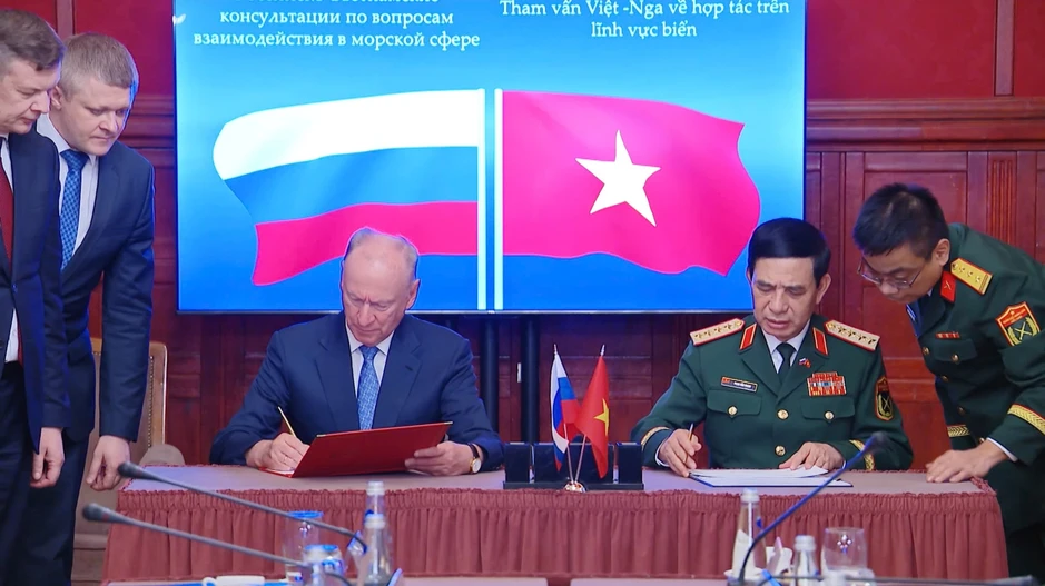 Việt Nam - Nga ký kết Kế hoạch hợp tác trong lĩnh vực biển Việt Nam - Nga ký kết Kế hoạch hợp tác trong lĩnh vực biển