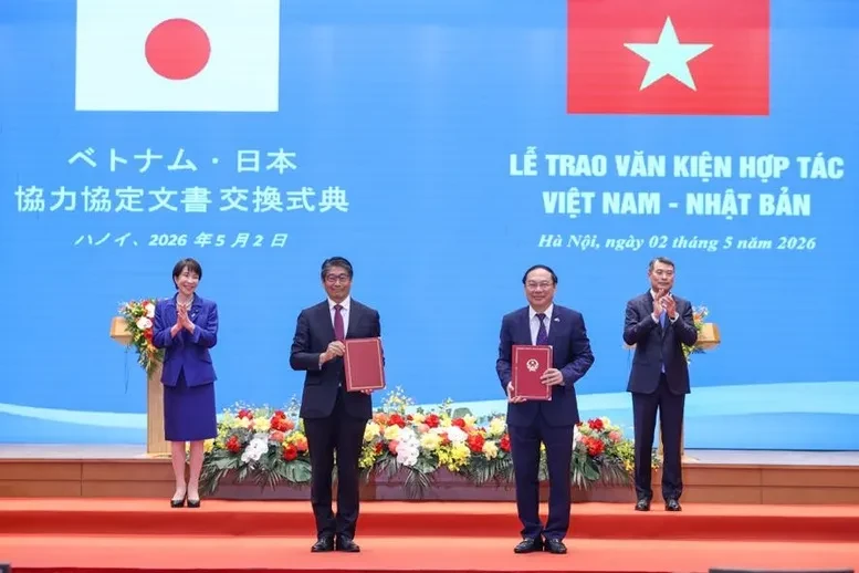 Việt Nam, Nhật Bản trao nhiều văn kiện hợp tác quan trọng Việt Nam, Nhật Bản trao nhiều văn kiện hợp tác quan trọng