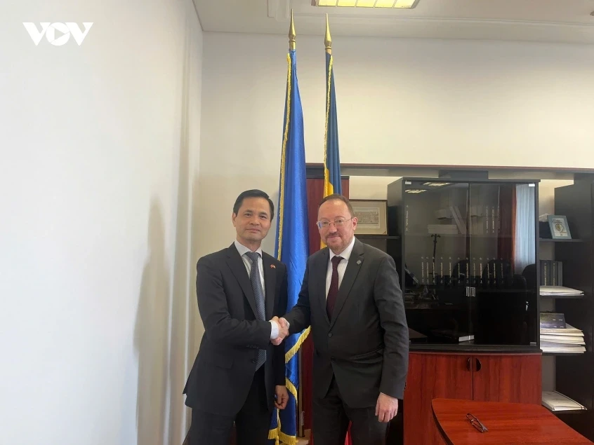Việt Nam - Romania nhất trí tăng cường tin cậy chính trị và hợp tác đa phương Việt Nam - Romania nhất trí tăng cường tin cậy chính trị và hợp tác đa phương
