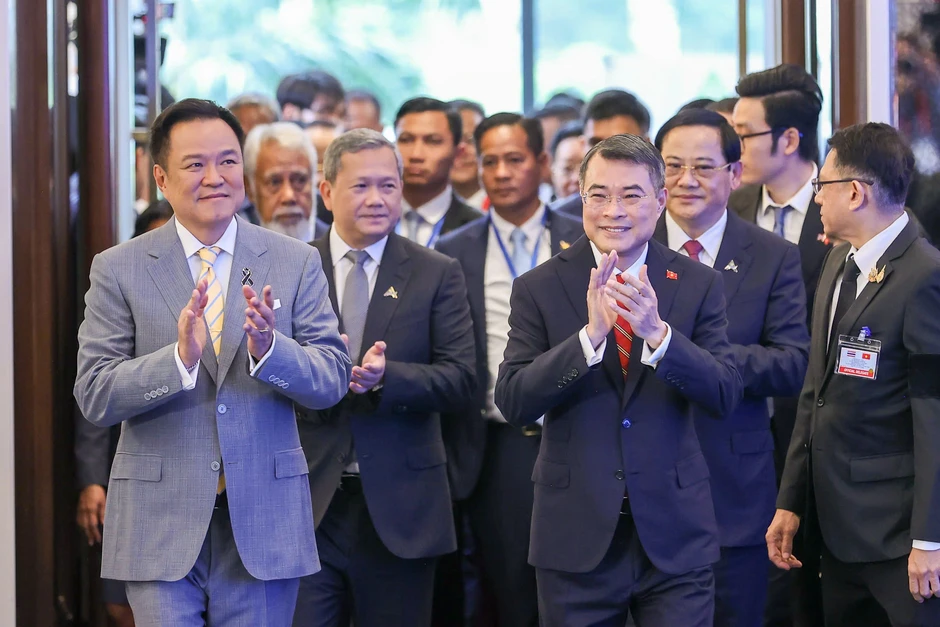 Việt Nam sẽ tiếp tục đồng hành cùng ASEAN bằng khát vọng kiến tạo tương lai Việt Nam sẽ tiếp tục đồng hành cùng ASEAN bằng khát vọng kiến tạo tương lai