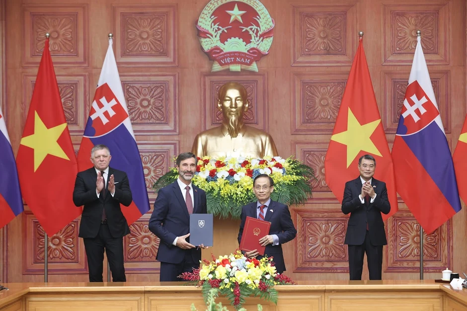 Việt Nam - Slovakia trao nhiều văn kiện hợp tác quan trọng Việt Nam - Slovakia trao nhiều văn kiện hợp tác quan trọng