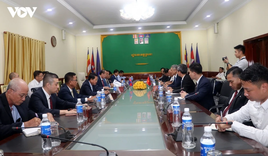 Việt Nam tăng cường mở rộng hợp tác với các tỉnh phía Đông Bắc Campuchia Việt Nam tăng cường mở rộng hợp tác với các tỉnh phía Đông Bắc Campuchia