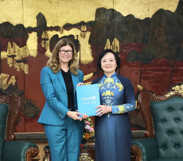 Việt Nam, UNICEF chung tay vì mọi trẻ em được bảo vệ, chăm sóc và phát triển toàn diện Việt Nam, UNICEF chung tay vì mọi trẻ em được bảo vệ, chăm sóc và phát triển toàn diện