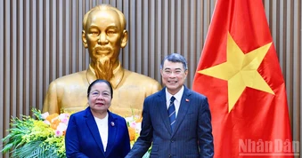 Việt Nam và Lào cần tăng cường chia sẻ kinh nghiệm thực tiễn xây dựng tổ chức bộ máy, quản lý Nhà nước