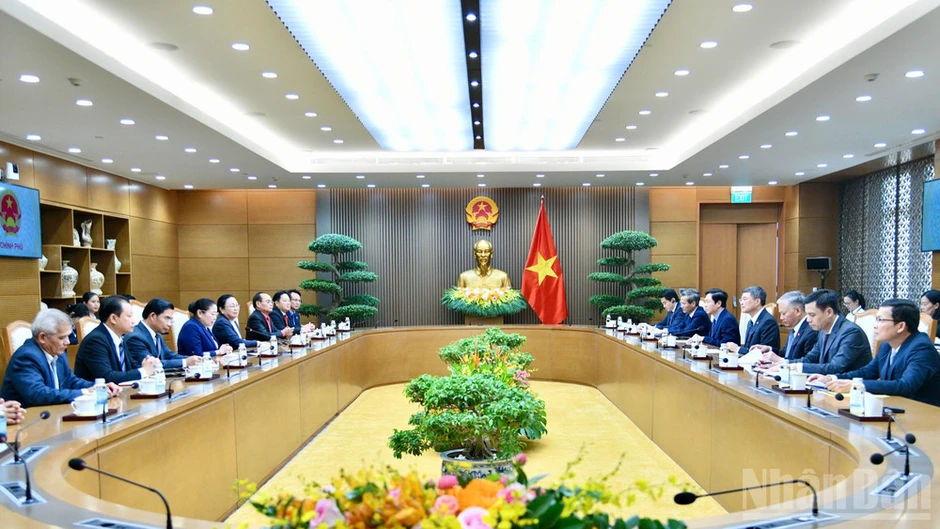 Việt Nam và Lào cần tăng cường chia sẻ kinh nghiệm thực tiễn xây dựng tổ chức bộ máy, quản lý Nhà nước Việt Nam và Lào cần tăng cường chia sẻ kinh nghiệm thực tiễn xây dựng tổ chức bộ máy, quản lý Nhà nước