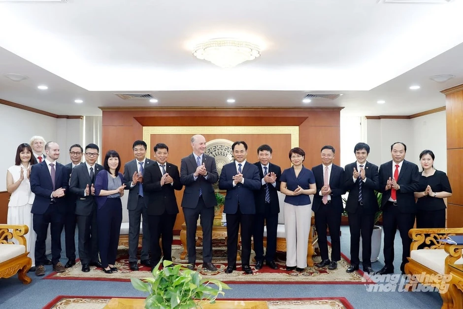 Việt Nam và WWF tăng cường hợp tác bảo tồn thiên nhiên, ứng phó biến đổi khí hậu Việt Nam và WWF tăng cường hợp tác bảo tồn thiên nhiên, ứng phó biến đổi khí hậu