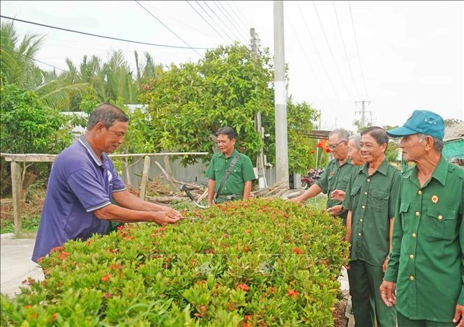 Viết tiếp 'khúc quân hành' kiến tạo những làng quê đáng sống Viết tiếp 'khúc quân hành' kiến tạo những làng quê đáng sống