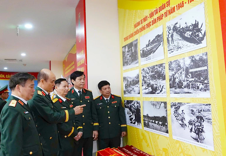 Viết tiếp truyền thống bộ đội Xe máy-Vận tải trong kỷ nguyên mới Viết tiếp truyền thống bộ đội Xe máy-Vận tải trong kỷ nguyên mới