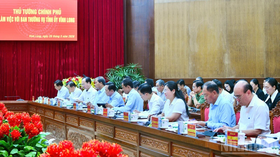 Vĩnh Long cần nỗ lực chuyển đổi mô hình tăng trưởng, đột phá phát triển hạ tầng giao thông và logistics Vĩnh Long cần nỗ lực chuyển đổi mô hình tăng trưởng, đột phá phát triển hạ tầng giao thông và logistics