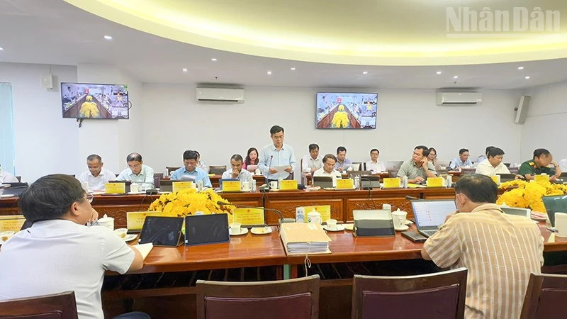 Vĩnh Long sơ kết 1 năm thực hiện chính quyền địa phương 2 cấp Vĩnh Long sơ kết 1 năm thực hiện chính quyền địa phương 2 cấp