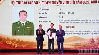Vững vàng “ngọn cờ tiên phong”