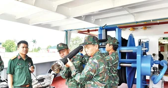 Vững vàng trên chặng đường mới