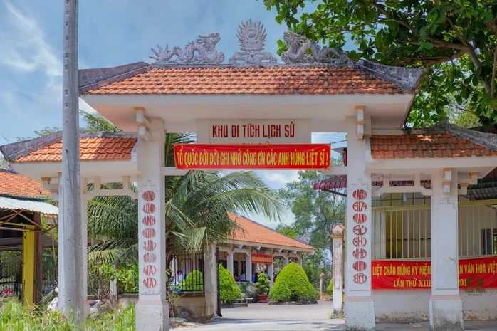 Xã Hưng Long, TPHCM: 78 năm ngày giỗ thiêng nơi vùng đất Rạch Già Xã Hưng Long, TPHCM: 78 năm ngày giỗ thiêng nơi vùng đất Rạch Già