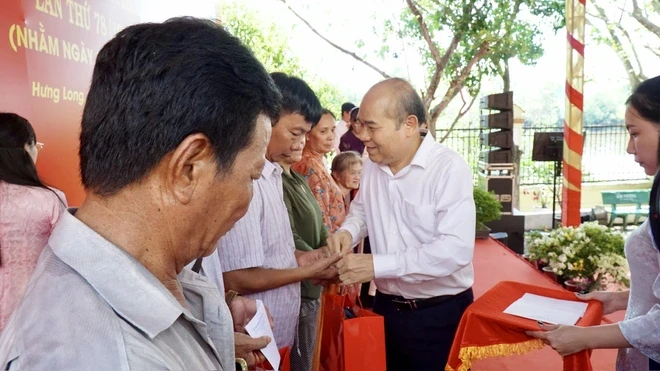 Xã Hưng Long, TPHCM: 78 năm ngày giỗ thiêng nơi vùng đất Rạch Già Xã Hưng Long, TPHCM: 78 năm ngày giỗ thiêng nơi vùng đất Rạch Già