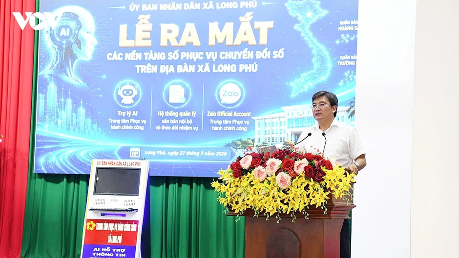 Xã Long Phú, thành phố Cần Thơ đưa AI vào phục vụ hành chính công Xã Long Phú, thành phố Cần Thơ đưa AI vào phục vụ hành chính công