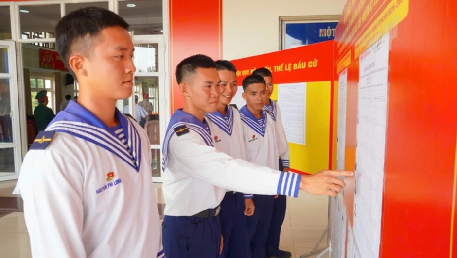 Xã Long Sơn tổ chức hội nghị tiếp xúc cử tri Xã Long Sơn tổ chức hội nghị tiếp xúc cử tri