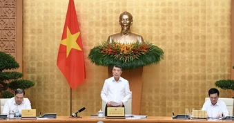 Xác định rõ các động lực tăng trưởng, tháo gỡ triệt để các điểm nghẽn, tạo chuyển biến tích cực hơn nữa
