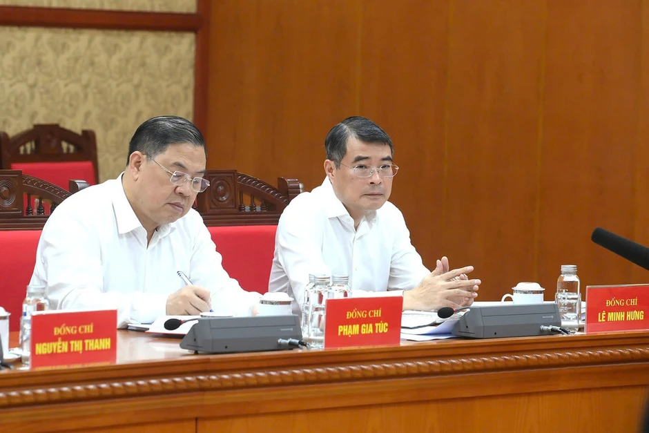 Xây dựng chính sách phát triển nhà ở theo mô hình mới, bảo đảm mọi người đều có chỗ ở Xây dựng chính sách phát triển nhà ở theo mô hình mới, bảo đảm mọi người đều có chỗ ở