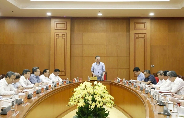 Xây dựng công tác tư tưởng của Đảng hiện đại, chuyên nghiệp Xây dựng công tác tư tưởng của Đảng hiện đại, chuyên nghiệp