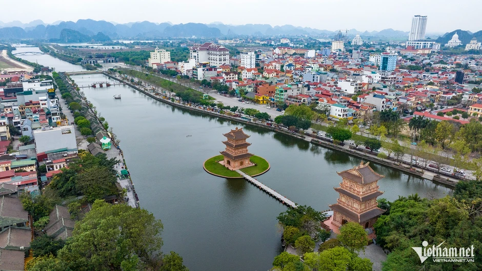 Xây dựng đề án tỉnh Ninh Bình là thành phố trực thuộc Trung ương vào năm 2030 Xây dựng đề án tỉnh Ninh Bình là thành phố trực thuộc Trung ương vào năm 2030